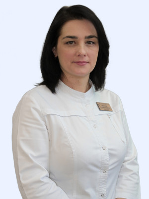 Главный врач Минаева Анна Вячеславовна.